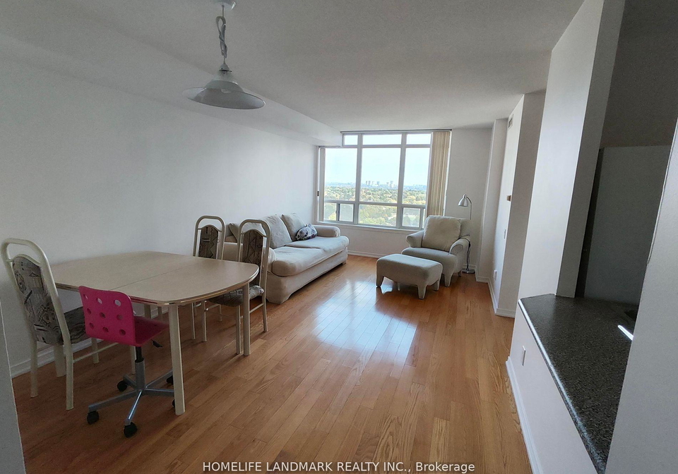 8-hillcrest-avenue-toronto-north-york-ontario-c13669646