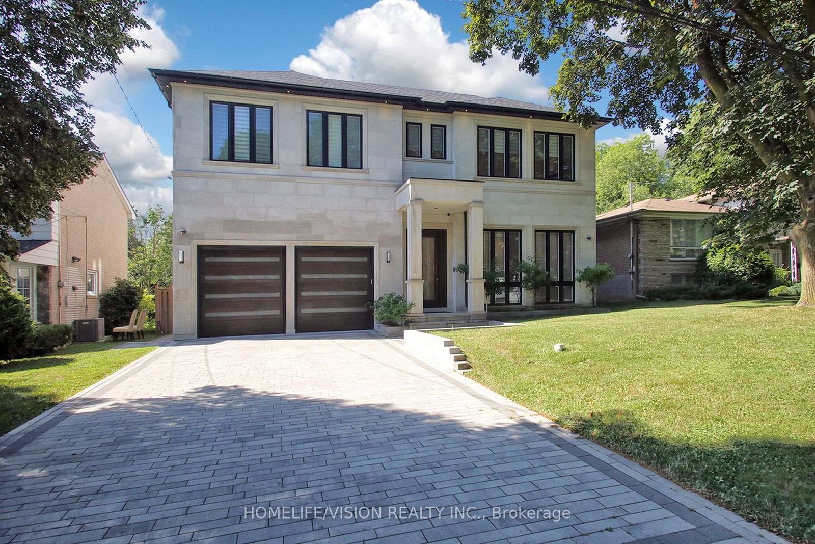 35-longwood-drive-s-toronto-north-york-ontario-c13669680