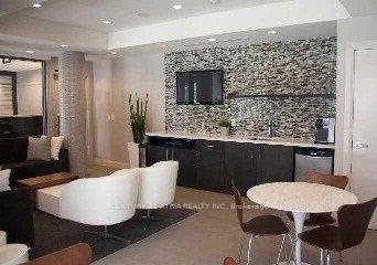 17-kenaston-gardens-toronto-north-york-ontario-c13669682
