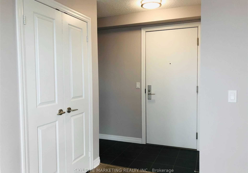 275-yorkland-road-toronto-north-york-ontario-c13669728
