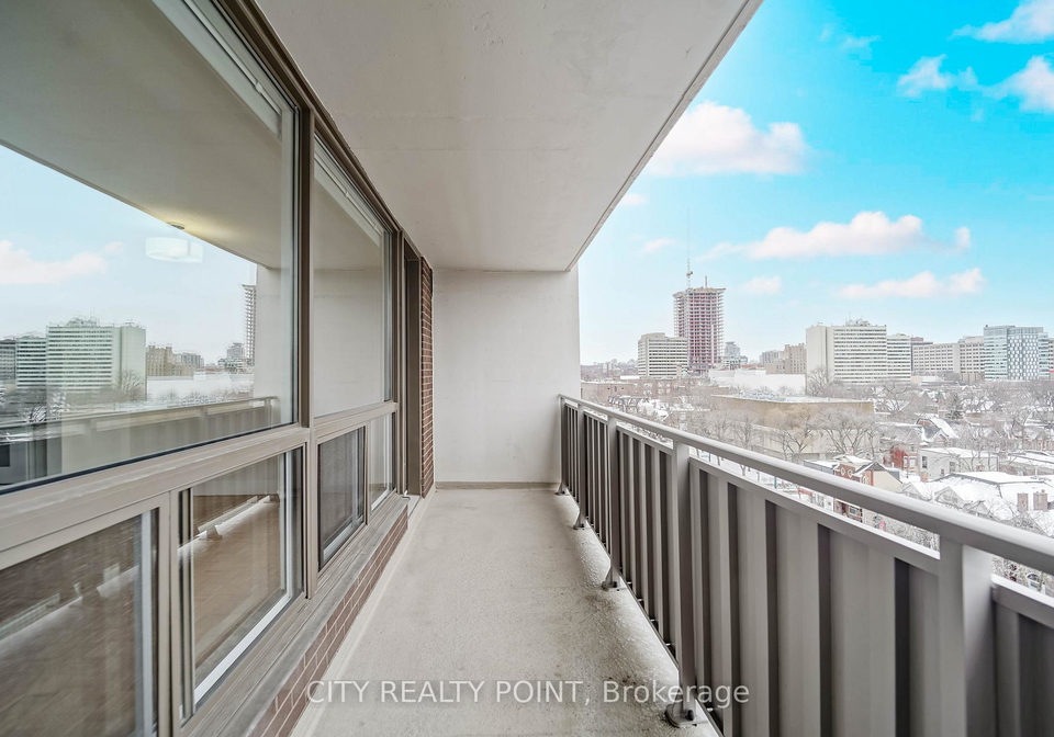 666-spadina-avenue-toronto-toronto-ontario-c13669806