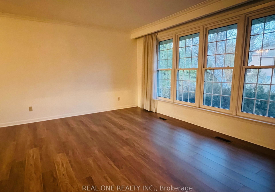 6-fairhill-crescent-toronto-north-york-ontario-c13670168