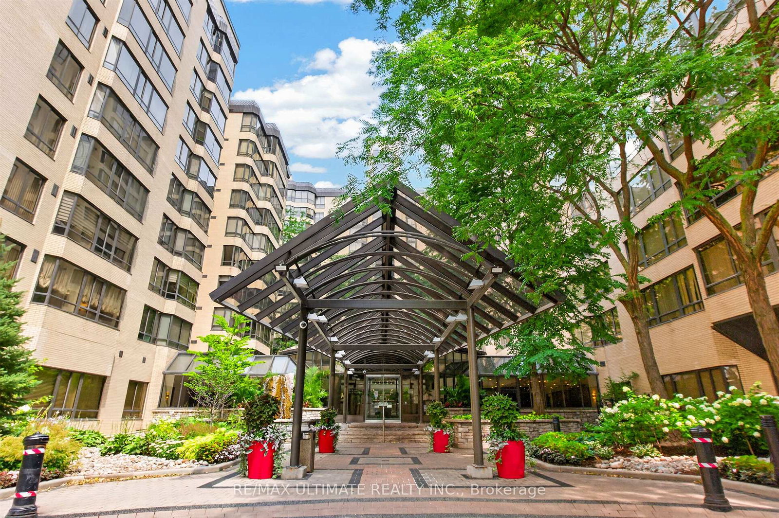 195-st-patrick-street-toronto-toronto-ontario-c13670240