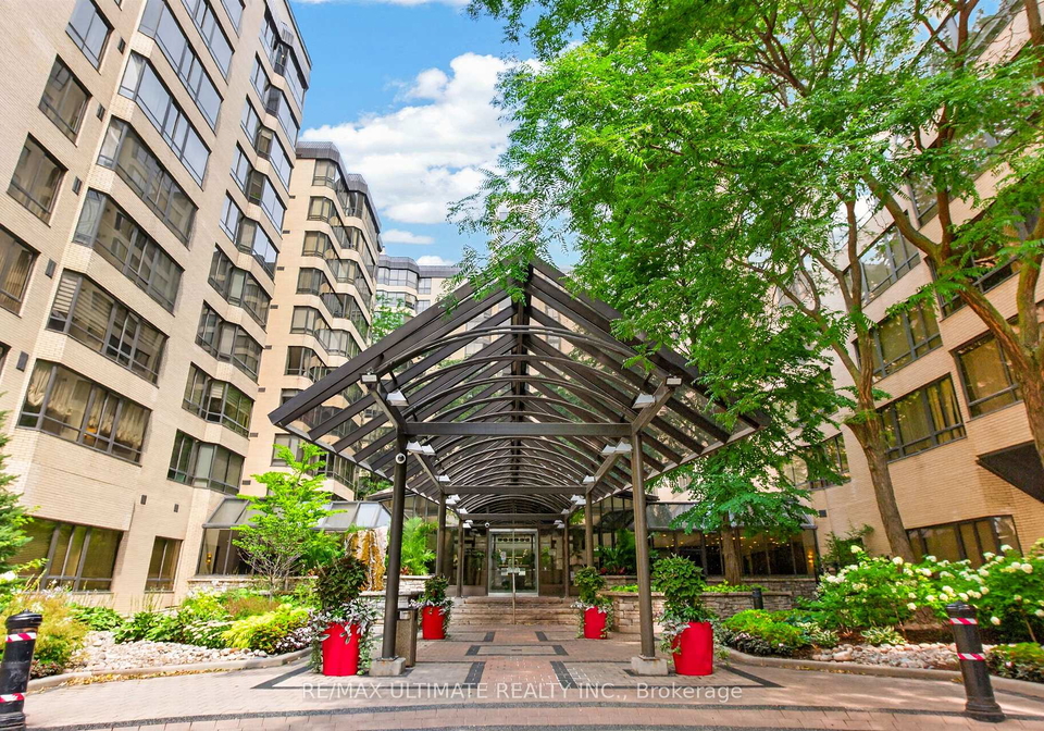 195-st-patrick-street-toronto-toronto-ontario-c13670240