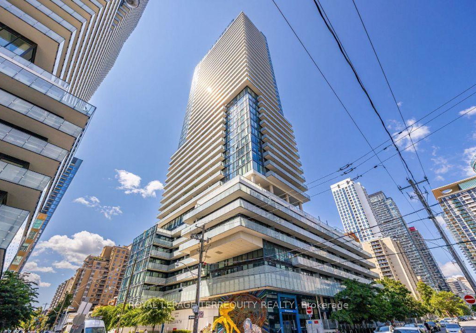 161-roehampton-avenue-toronto-toronto-ontario-c13670364