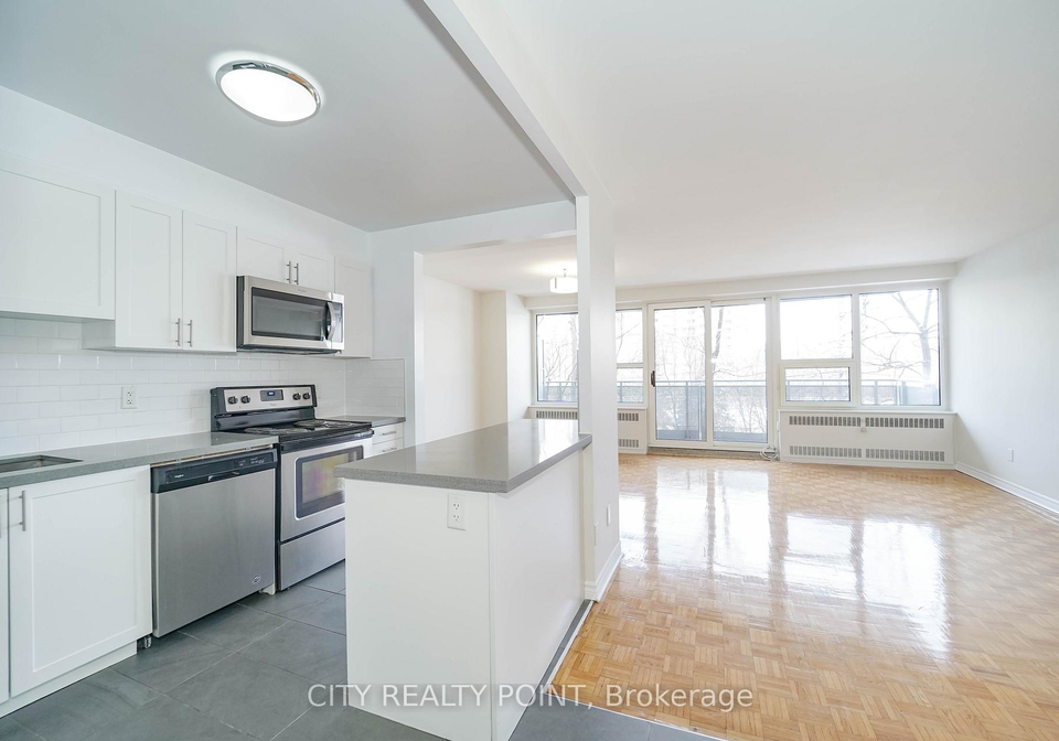 10-shallmar-boulevard-toronto-toronto-ontario-c13670422