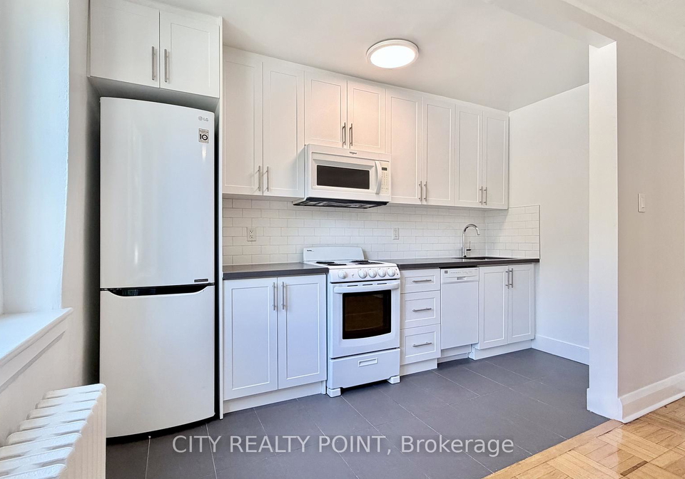 396-avenue-road-toronto-toronto-ontario-c13670524