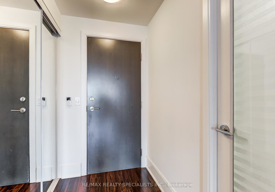 181-wynford-drive-toronto-north-york-ontario-c13670528