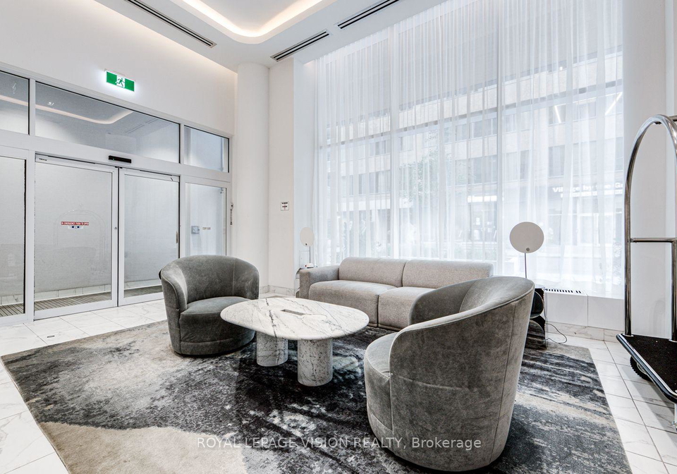 121-st-patrick-street-toronto-toronto-ontario-c13670562