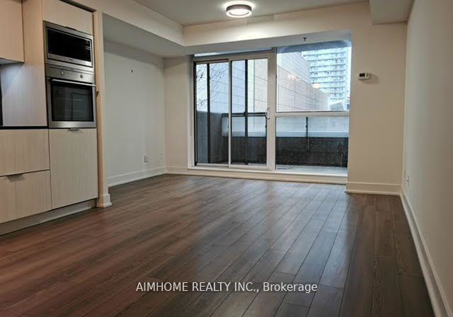 318-richmond-street-w-toronto-toronto-ontario-c13670574