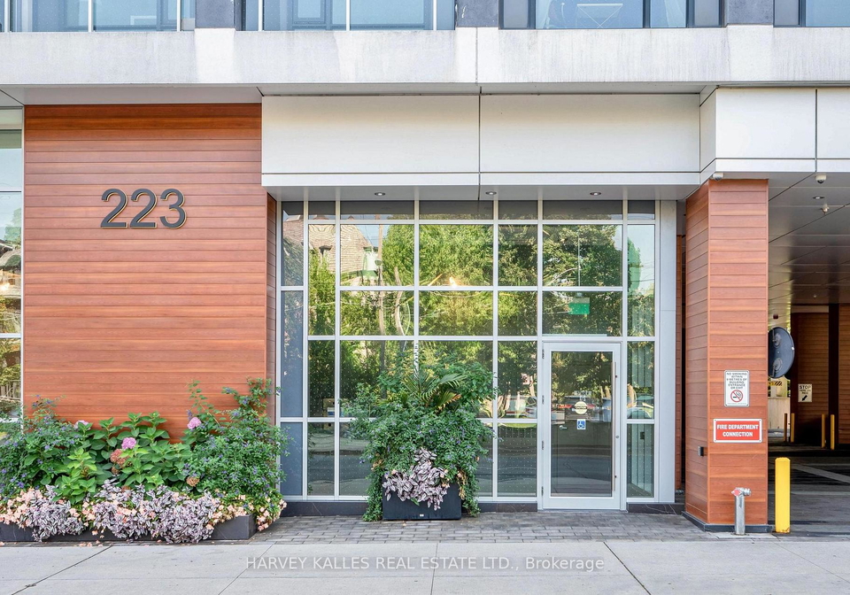 223-st-clair-avenue-w-toronto-toronto-ontario-c13671046
