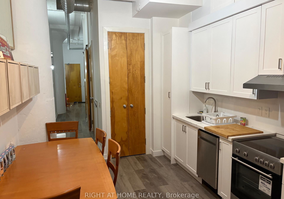 155-dalhousie-street-toronto-toronto-ontario-c13671224