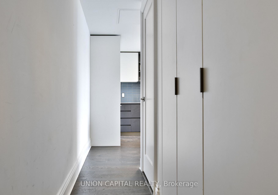 128-pears-avenue-toronto-toronto-ontario-c13671542