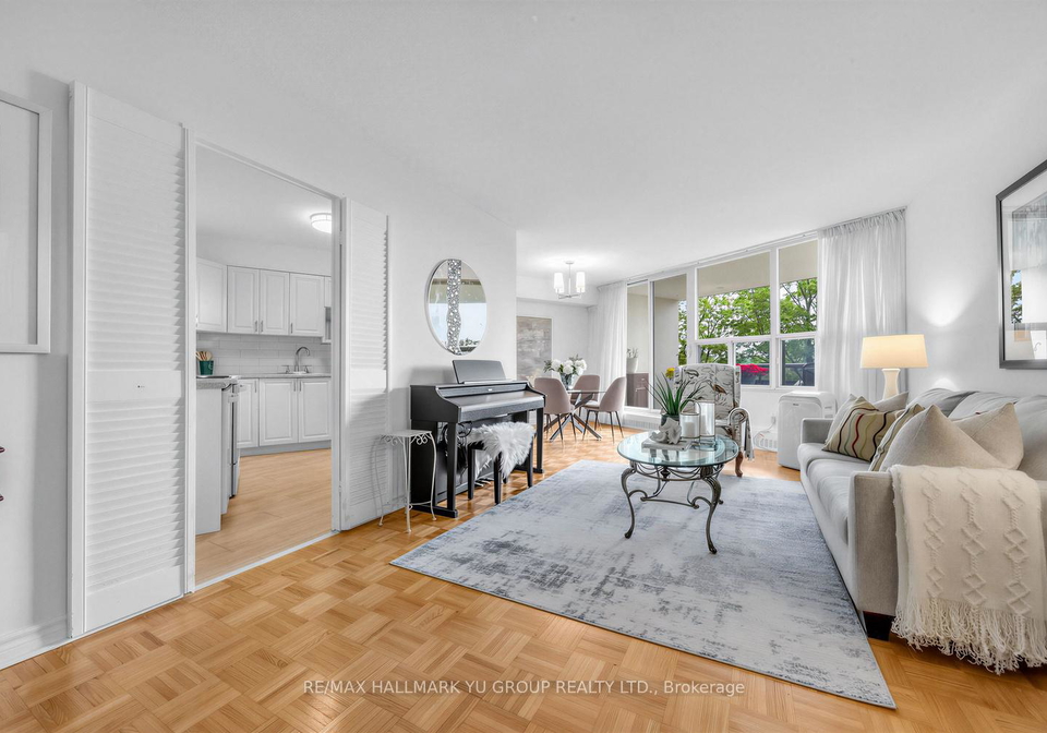 15-vicora-linkway-toronto-east-york-ontario-c13671772