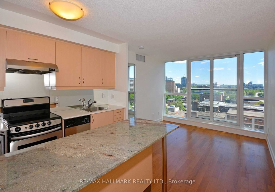320-richmond-street-e-toronto-toronto-ontario-c13672052