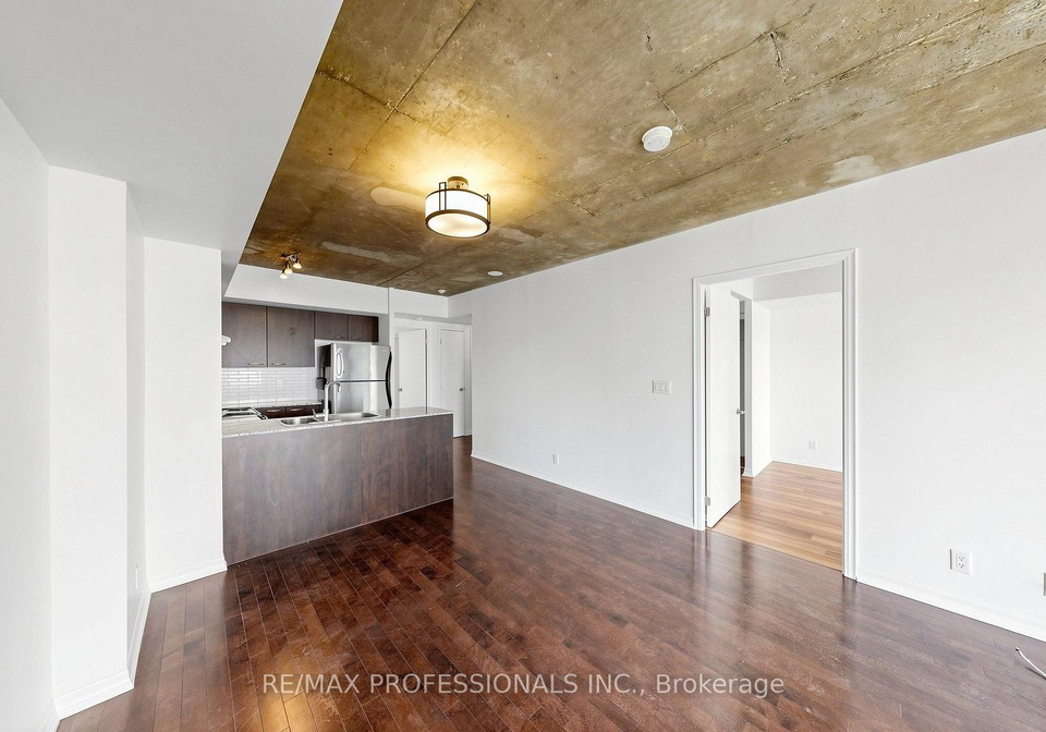 22-wellesley-street-e-toronto-toronto-ontario-c13672274