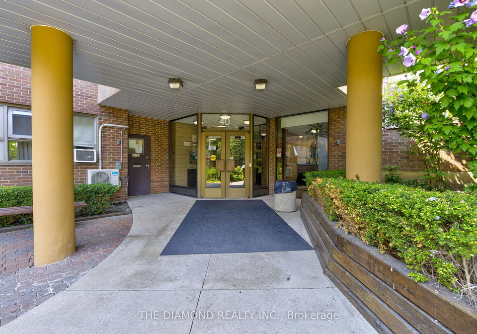 40-sunrise-avenue-toronto-north-york-ontario-c13672300