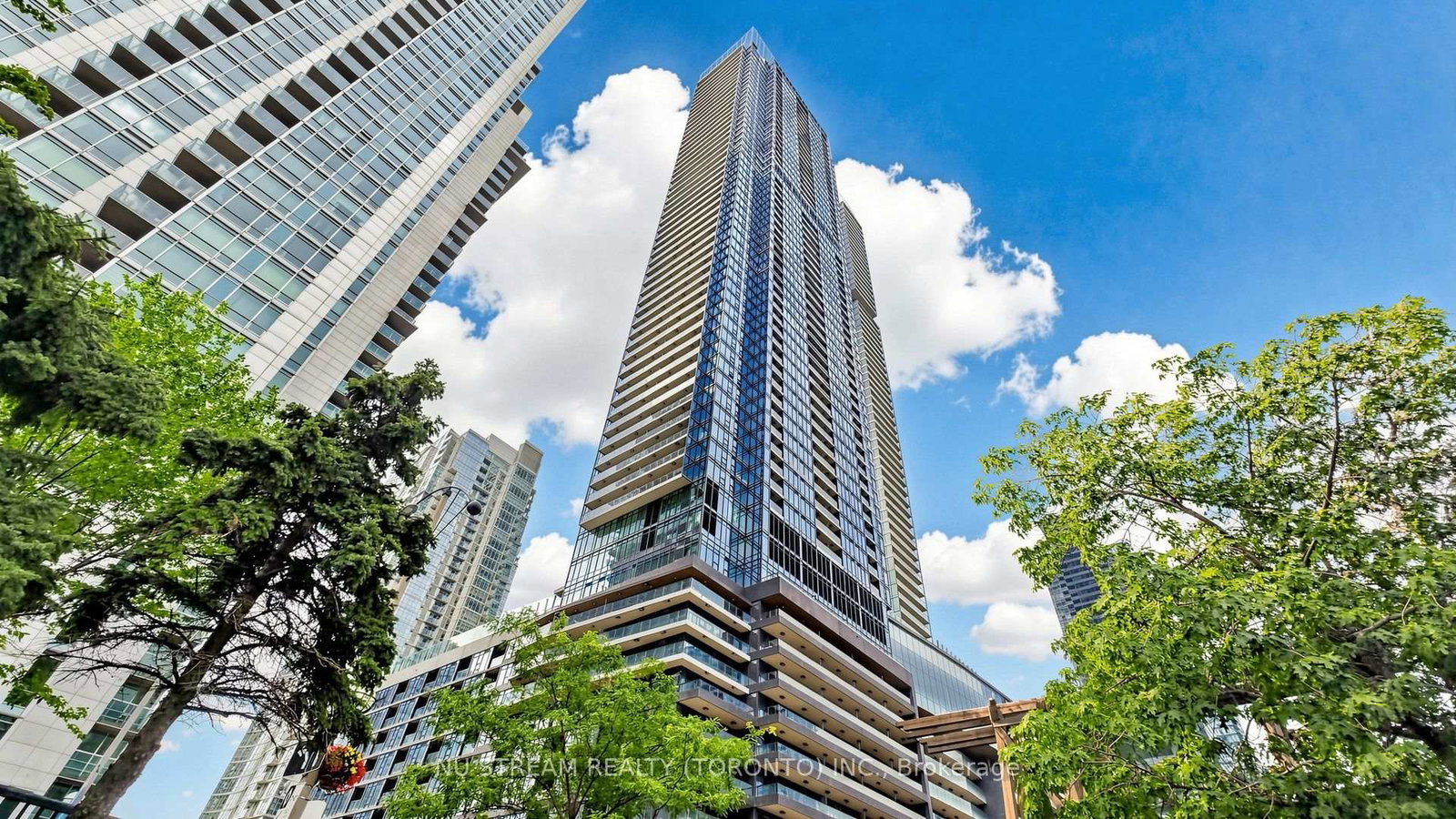 3-concord-cityplace-way-toronto-toronto-ontario-c13672332