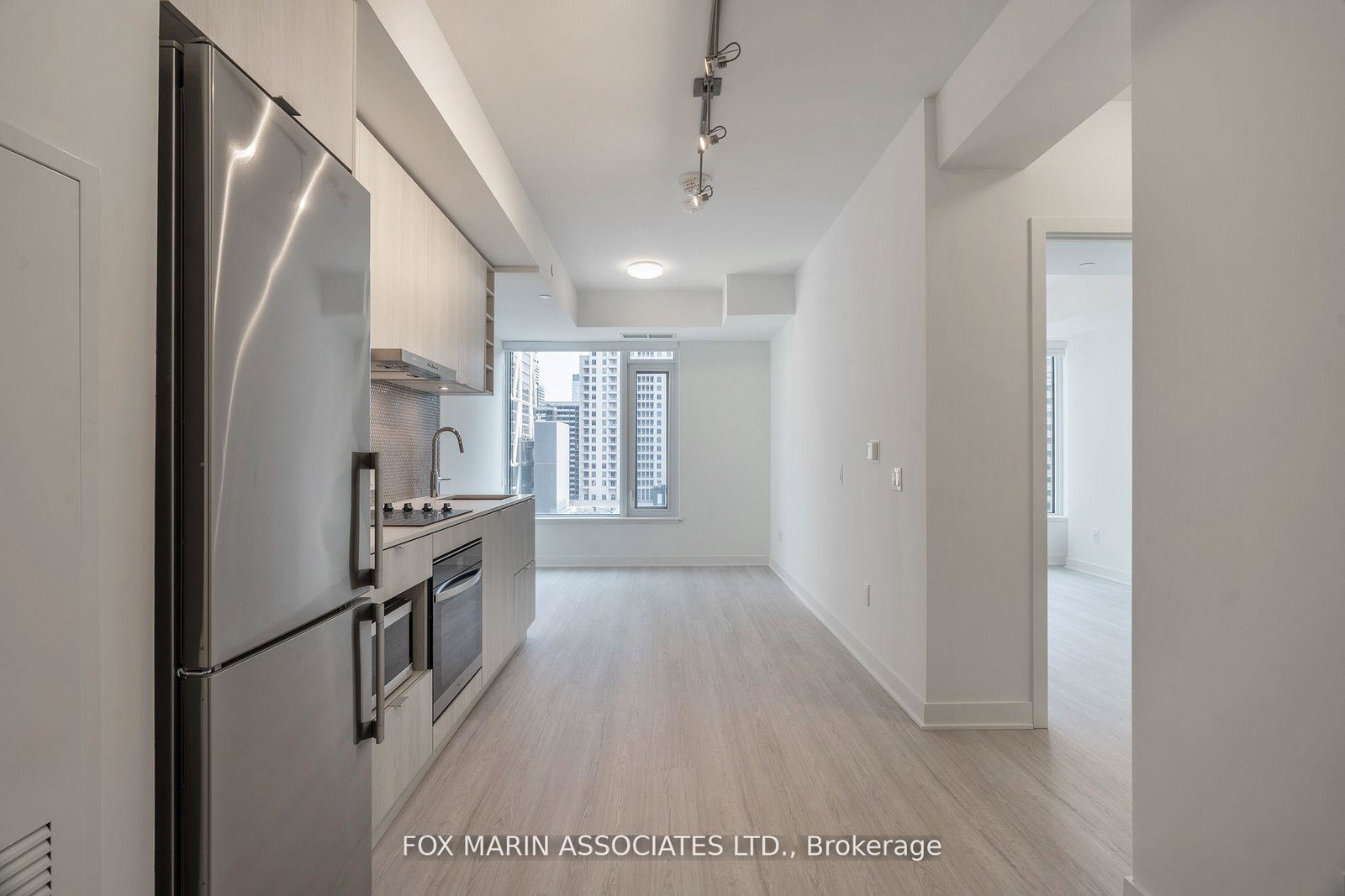 11-yorkville-avenue-toronto-toronto-ontario-c13672852