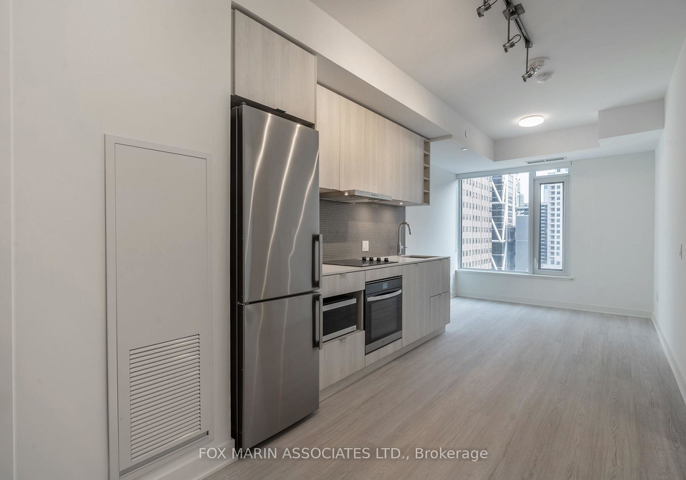 11-yorkville-avenue-toronto-toronto-ontario-c13672852