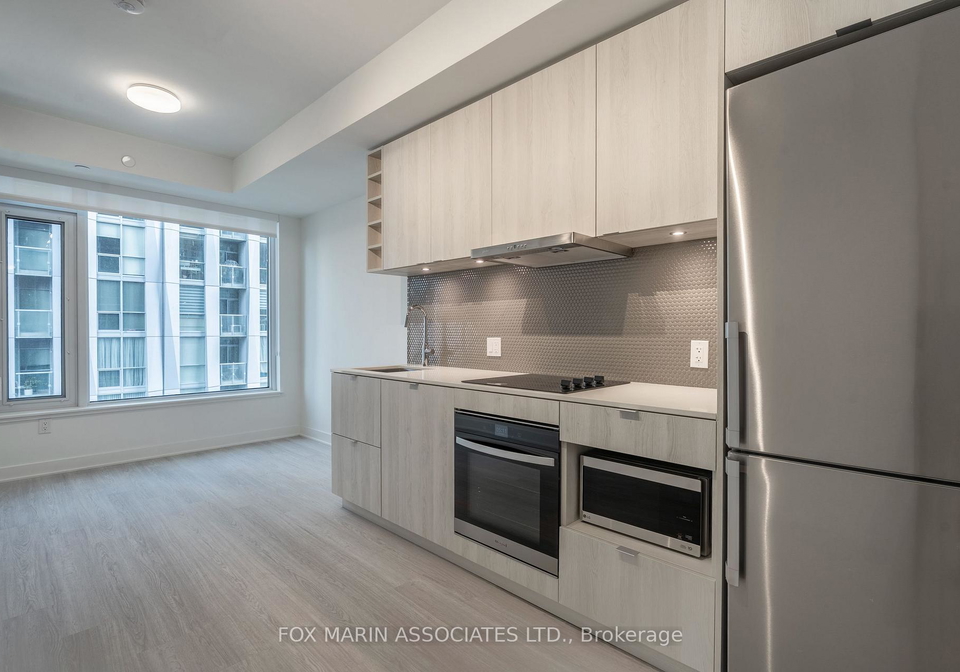 11-yorkville-avenue-toronto-toronto-ontario-c13672946