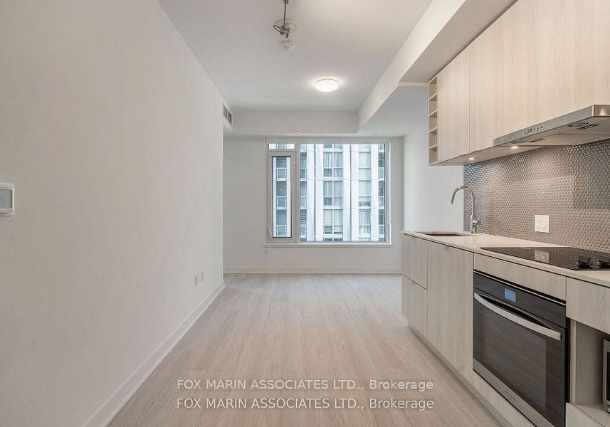 11-yorkville-avenue-toronto-toronto-ontario-c13672996