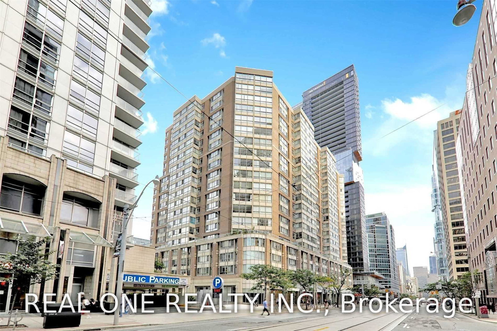 711-bay-street-toronto-toronto-ontario-c13673078