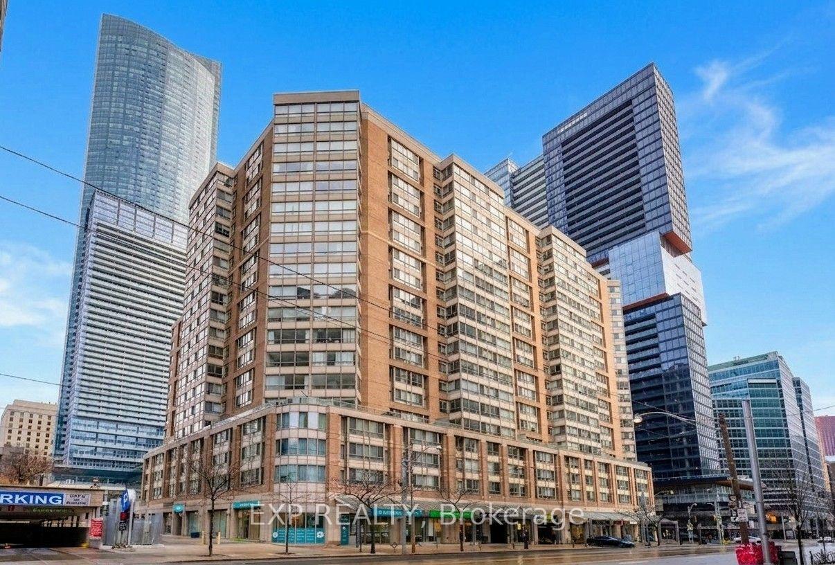 711-bay-street-toronto-toronto-ontario-c13673178