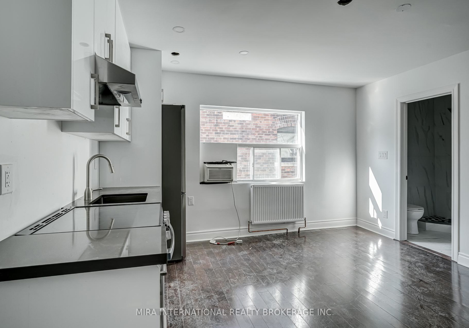 180-sherbourne-street-toronto-toronto-ontario-c13673466