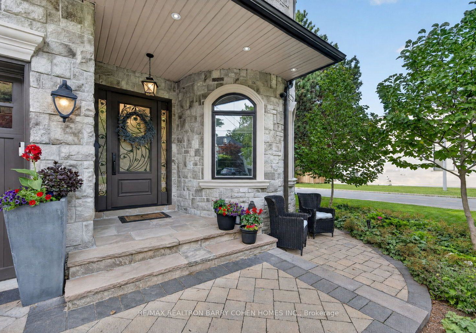 100-munro-boulevard-toronto-north-york-ontario-c13673480
