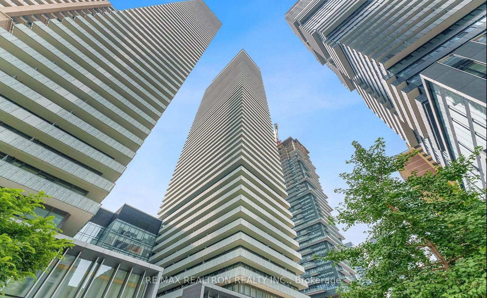 50-charles-street-e-toronto-toronto-ontario-c13673502