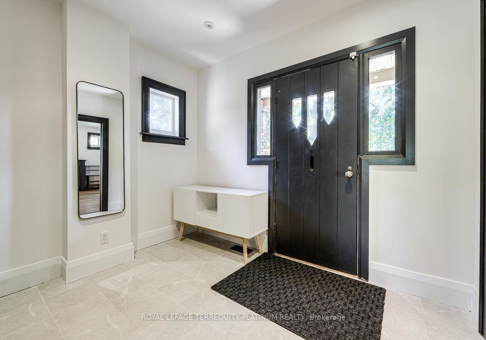 204-ellerslie-avenue-toronto-toronto-ontario-c13673522