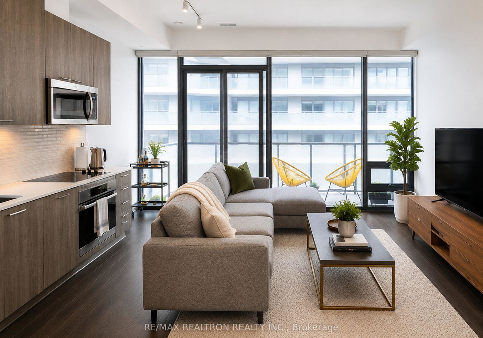 50-charles-street-e-toronto-toronto-ontario-c13673524