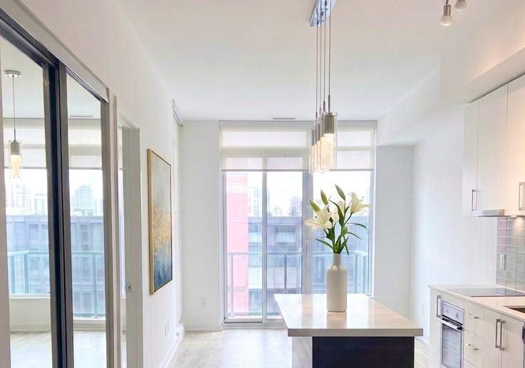 576-front-street-w-toronto-toronto-ontario-c13673556
