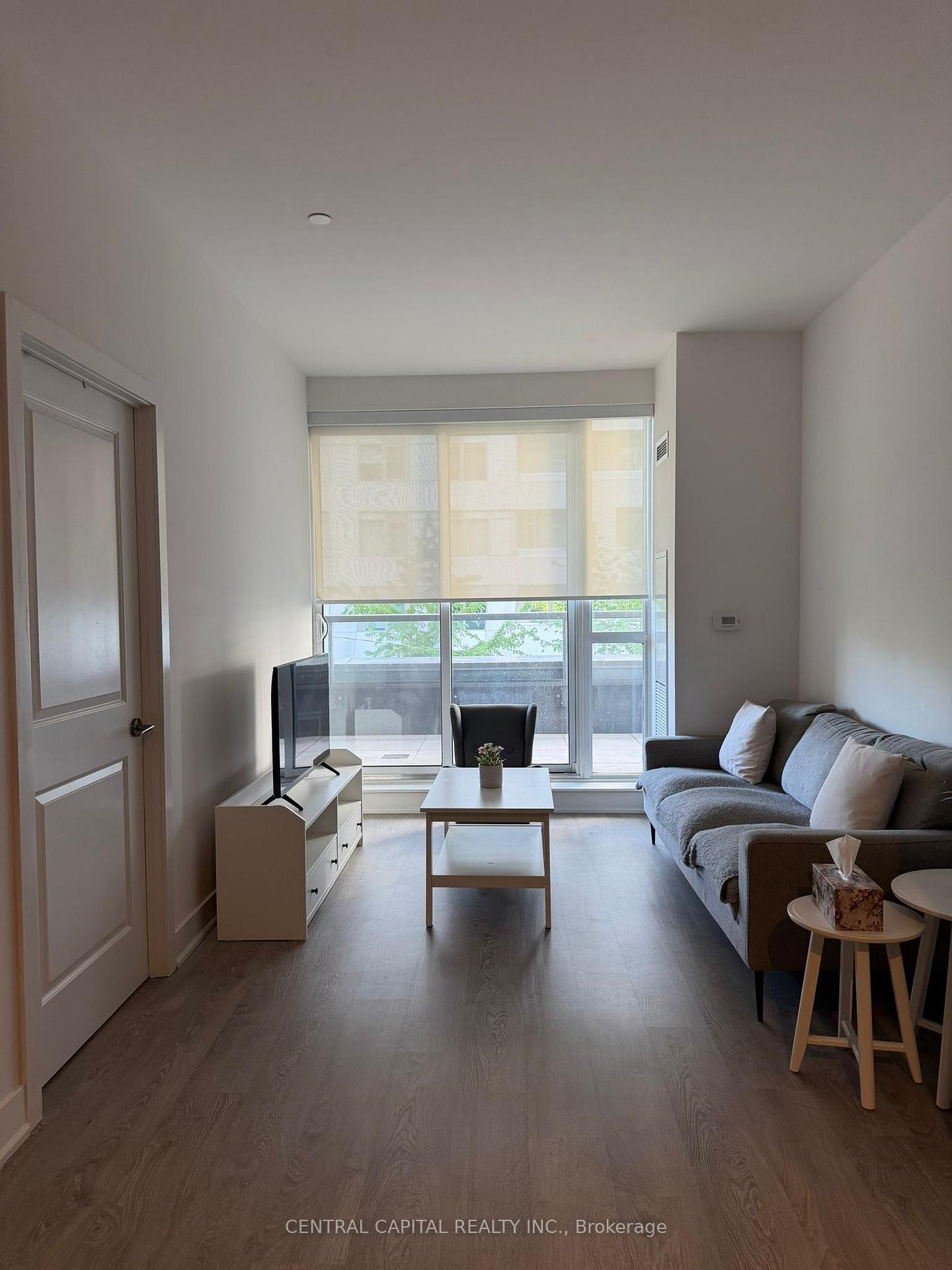 11-lillian-street-toronto-toronto-ontario-c13673810