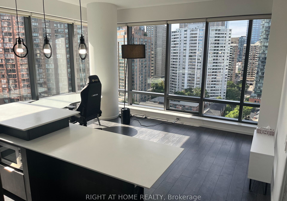 5-st-joseph-street-toronto-toronto-ontario-c13673880