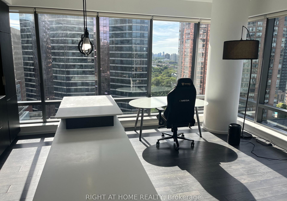 5-st-joseph-street-toronto-toronto-ontario-c13673880