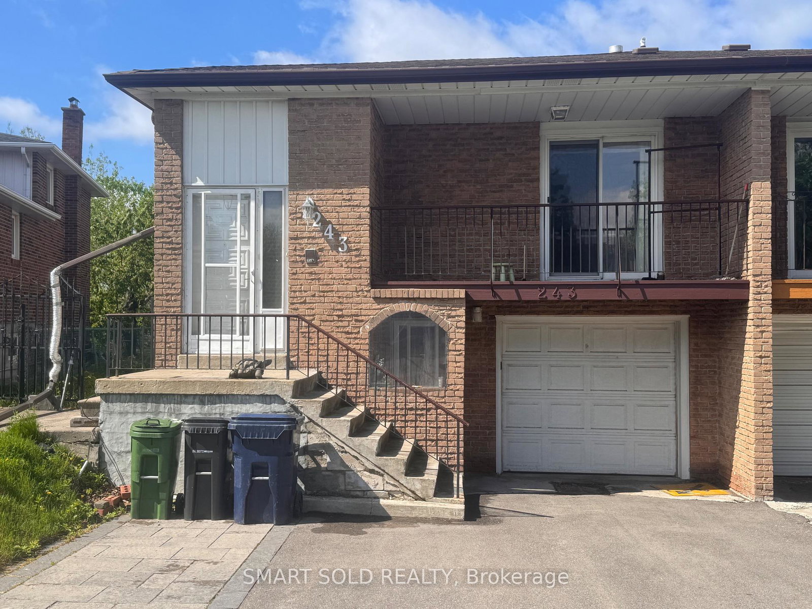 243-shawnee-circle-toronto-north-york-ontario-c13673882