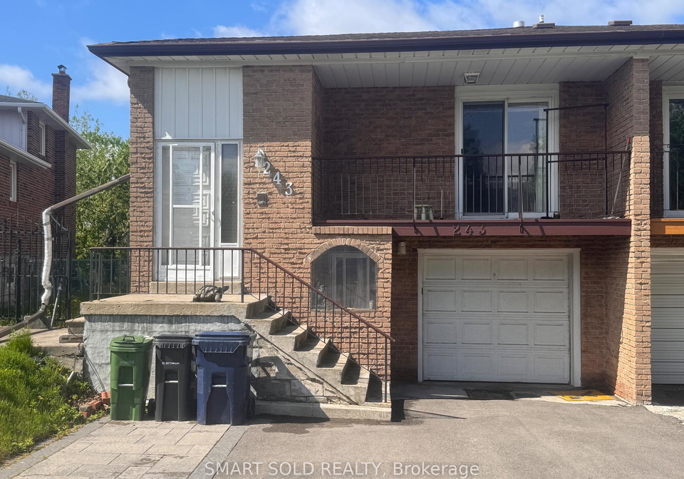 243-shawnee-circle-toronto-north-york-ontario-c13673890