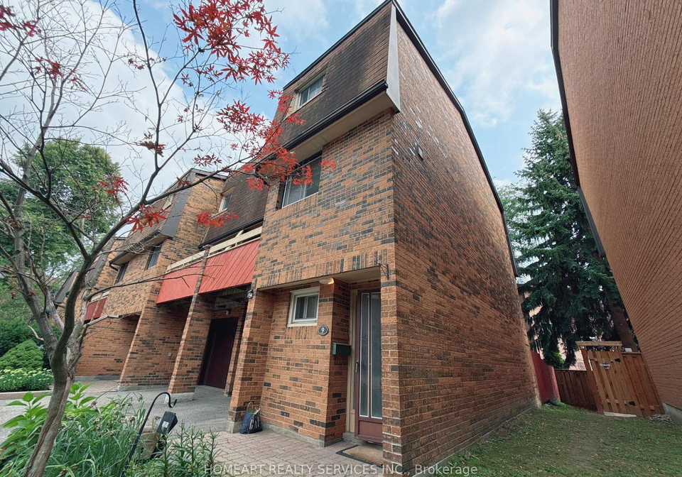 9-poets-walkway-toronto-north-york-ontario-c13673978