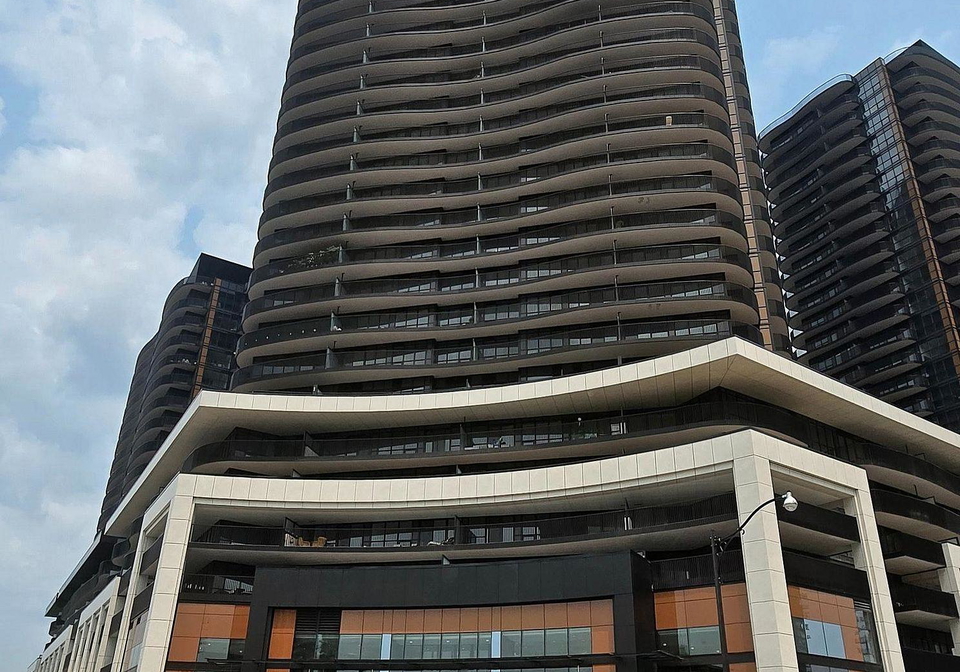 18-esther-shiner-boulevard-toronto-north-york-ontario-c13674048