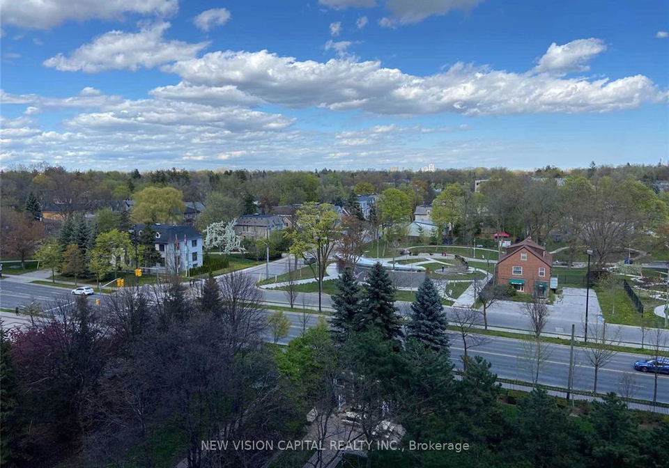 18-hillcrest-avenue-toronto-north-york-ontario-c13674138