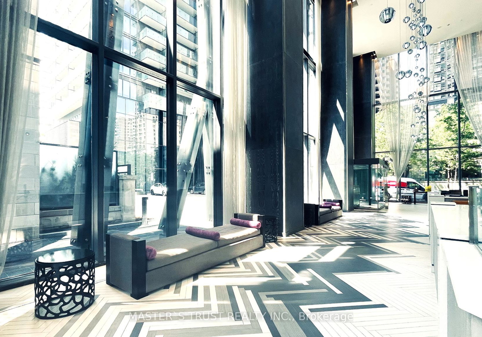 1080-bay-street-toronto-toronto-ontario-c13674266