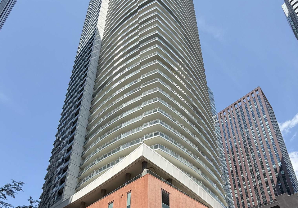 21-widmer-street-toronto-toronto-ontario-c13674384