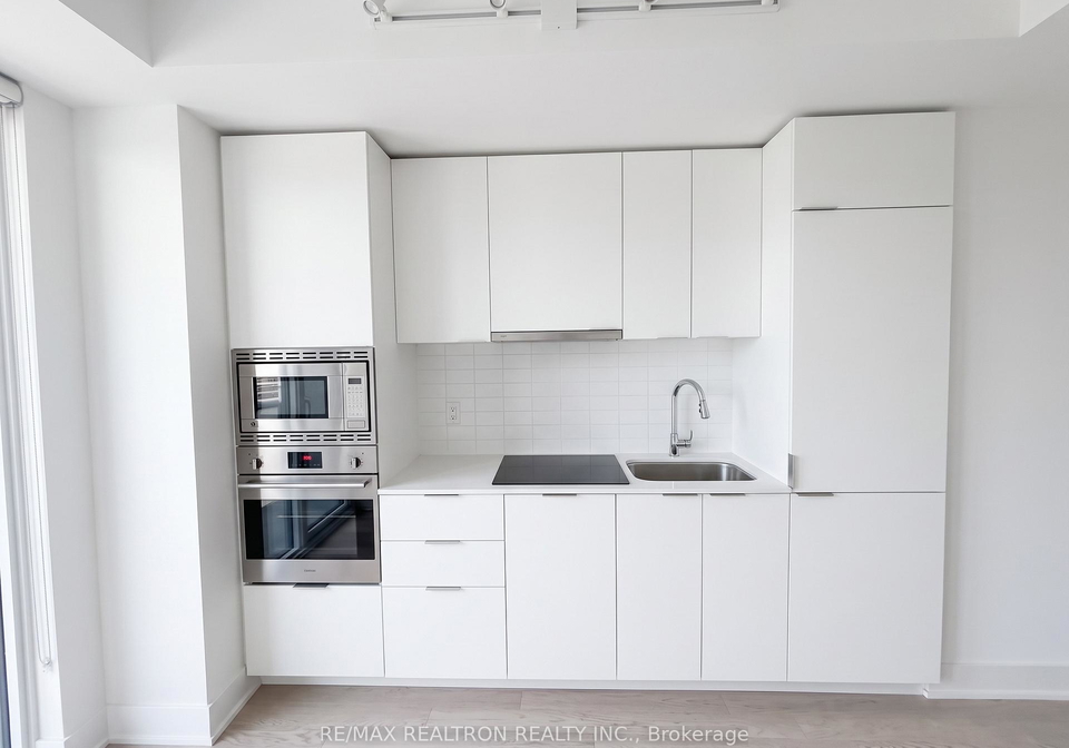 955-bay-street-toronto-toronto-ontario-c13674406