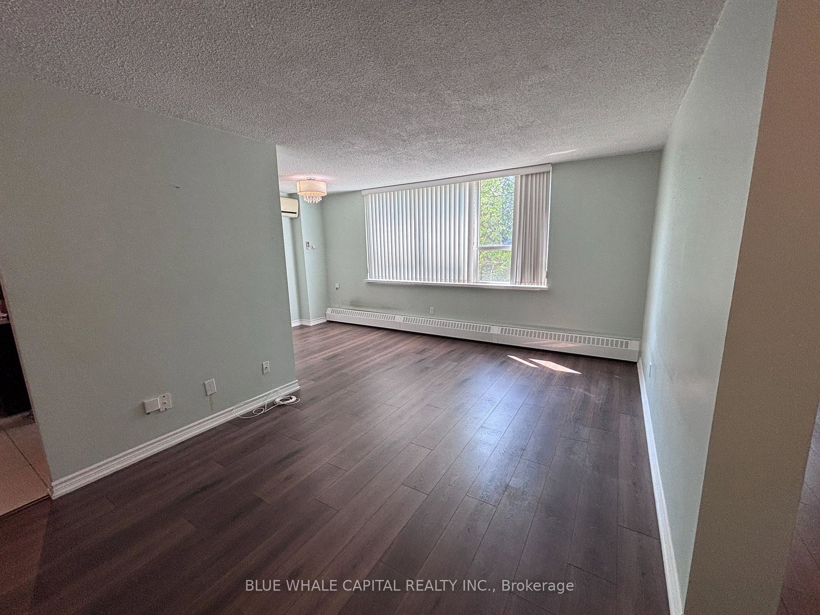 5-parkway-forest-drive-toronto-north-york-ontario-c13674422