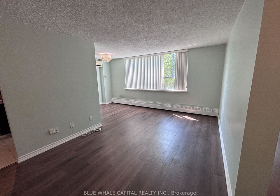 5-parkway-forest-drive-toronto-north-york-ontario-c13674422