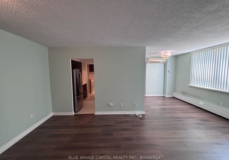 5-parkway-forest-drive-toronto-north-york-ontario-c13674422