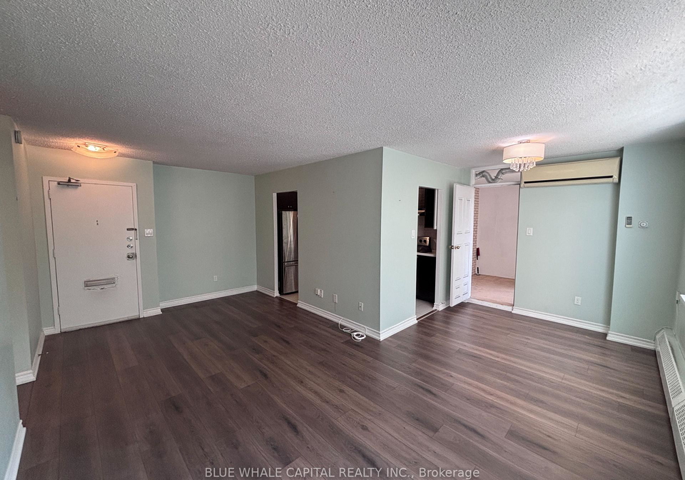 5-parkway-forest-drive-toronto-north-york-ontario-c13674422