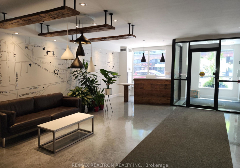 800-king-street-w-toronto-toronto-ontario-c13674696